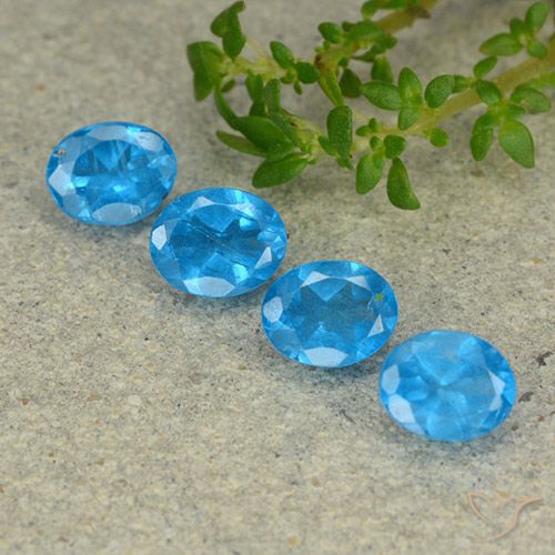 1.28ctw Natürlicher Mittelblau Apatit, Oval, VS