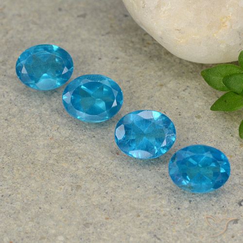 1.48ctw Natürlicher Mittelblau Apatit, Oval, VS