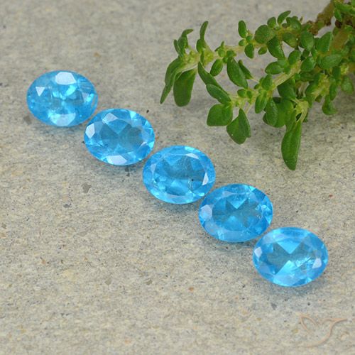 1.64ctw Natürlicher Blau Apatit, Oval, VS