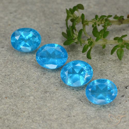 1.49ctw Natürlicher Azurblau Apatit, Oval, VS