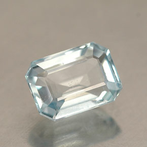 0,94 ctw natürlicher blauer Aquamarin, Smaragdschliff, VS