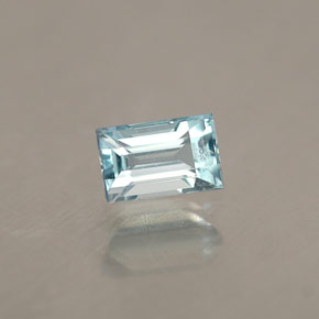 0,30 ctw natürlicher blauer Aquamarin, Baguette, VVS