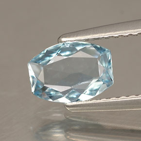 0,62 ctw natürlicher blauer Aquamarin, Fantasieschliff, VVS-VS