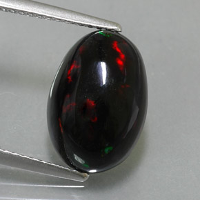 3,75 ctw natürlicher mehrfarbiger Schwarzer Opal, Oval Schliff, Lichtundurchlässig