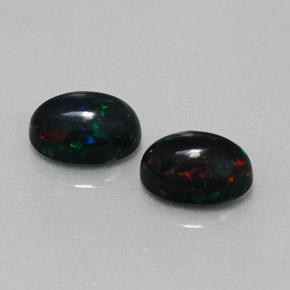  ct natürliche mehrfarbiger Schwarzer Opal-Edelsteine, Oval Schliff, Lichtundurchlässig