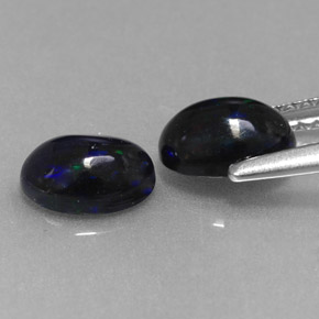  ct natürliche mehrfarbiger Schwarzer Opal-Edelsteine, Oval Schliff, Lichtundurchlässig