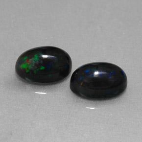  ct natürliche mehrfarbiger Schwarzer Opal-Edelsteine, Oval Schliff, Lichtundurchlässig