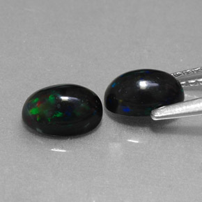  ct natürliche mehrfarbiger Schwarzer Opal-Edelsteine, Oval Schliff, Lichtundurchlässig