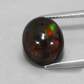 3,84 ctw natürlicher mehrfarbiger Schwarzer Opal, Oval Schliff, Lichtundurchlässig