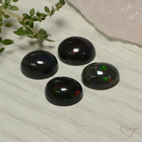5.51ctw Natürlicher Mehrfarbig Schwarzer Opal, Oval, Lichtdurchlässig