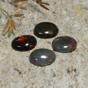 3,25 ct natürliche mehrfarbiger Schwarzer Opal-Edelsteine, Oval Schliff, Lichtdurchlässig