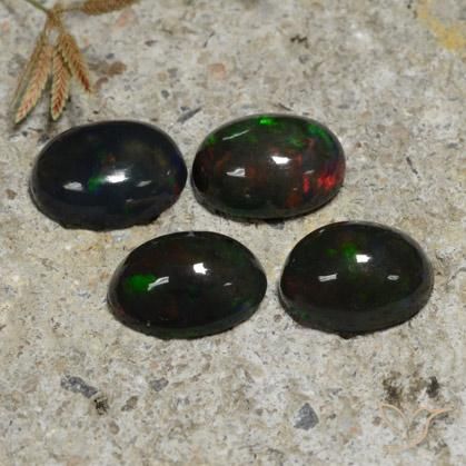 4.58ctw Natürlicher Mehrfarbig Schwarzer Opal, Oval, Lichtdurchlässig