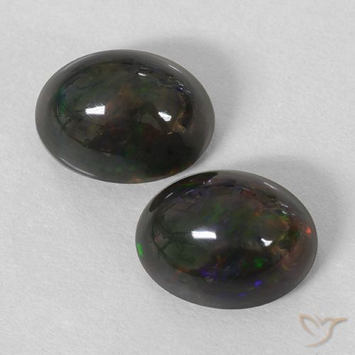 2.91ctw Natürlicher Mehrfarbig Schwarzer Opal, Oval, Lichtundurchlässig