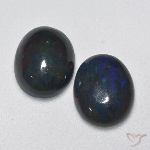 1.70ctw Natürlicher Mehrfarbig Schwarzer Opal, Oval, Lichtdurchlässig