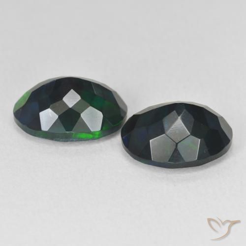 3.88 ct natürliche Mehrfarbig Schwarzer Opal-Edelsteine, Oval, Lichtdurchlässig