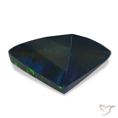 3,13 ctw natürlicher mehrfarbiger Schwarzer Opal, Trillion, Lichtdurchlässig