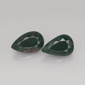  ct natürliche Grün gefleckt Blutstein-Edelsteine, Birnenform, Lichtundurchlässig