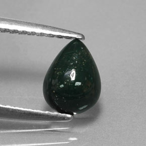0,70 ctw natürlicher grüner Blutstein, Birnenform, Lichtundurchlässig