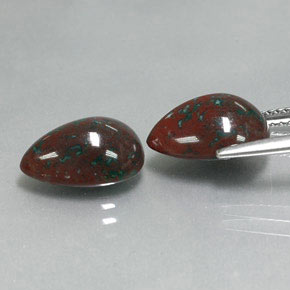  ct natürliche Grün gefleckt Blutstein-Edelsteine, Birnenform, Lichtundurchlässig