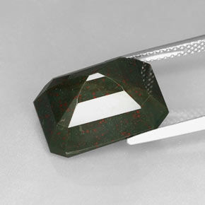 9,17 ctw natürlicher Grün gefleckt Blutstein, Smaragdschliff, Lichtundurchlässig