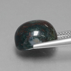 8,25 ctw natürlicher grüner Blutstein, Oval Schliff, Lichtundurchlässig