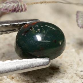 0,43 ctw natürlicher grüner Blutstein, Oval Schliff, Lichtundurchlässig