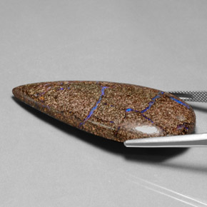 52,57 ctw natürlicher mehrfarbiger Boulder-Opal, Birnenform, Lichtundurchlässig