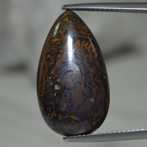 17,27 ctw natürlicher mehrfarbiger Boulder-Opal, Birnenform, Lichtundurchlässig