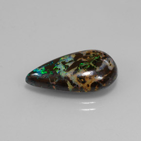7,90 ctw natürlicher mehrfarbiger Boulder-Opal, Birnenform, Lichtundurchlässig