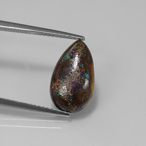 4,03 ctw natürlicher mehrfarbiger Boulder-Opal, Birnenform, Lichtundurchlässig