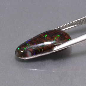 4,97 ctw natürlicher mehrfarbiger Boulder-Opal, Fantasieschliff, Lichtundurchlässig