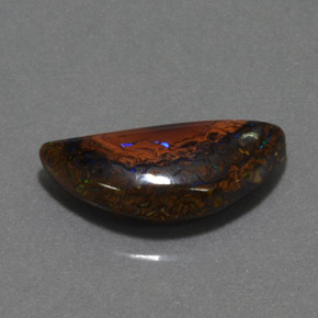 6,07 ctw natürlicher mehrfarbiger Boulder-Opal, Fantasieschliff, Lichtundurchlässig