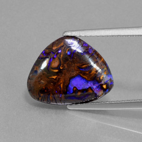 4,96 ctw natürlicher mehrfarbiger Boulder-Opal, Trillion, Lichtundurchlässig