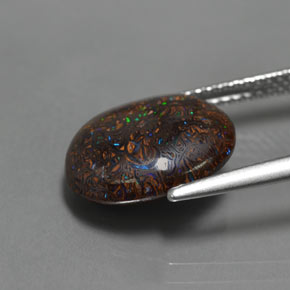 4,86 ctw natürlicher mehrfarbiger Boulder-Opal, Oval Schliff, Lichtundurchlässig