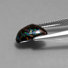 3,13 ctw natürlicher mehrfarbiger Boulder-Opal, Fantasieschliff, Lichtundurchlässig