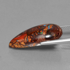 11,35 ctw natürlicher mehrfarbiger Boulder-Opal, Birnenform, Lichtundurchlässig