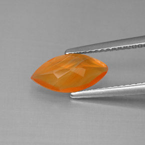9,17 ctw natürlicher rot-orange Karneol, Transparent, Transparent / Lichtdurchlässig