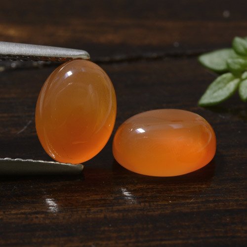 3,08 ct natürliche orangefarbener Karneol-Edelsteine, Oval Schliff, Lichtdurchlässig