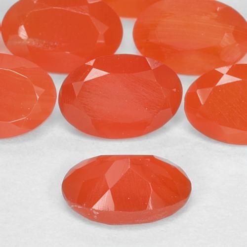1.55 ct natürliche tiefrötlich-orange Karneol-Edelsteine, Oval Schliff, Lichtdurchlässig