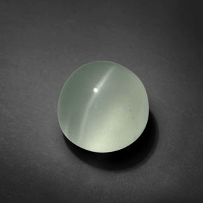 5,51 ctw natürlicher grüner Aquamarin-Katzenauge, Rundschliff, Transparent