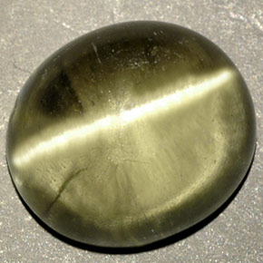 8,18 ctw natürlicher grüner Cat's Eye Diaspore, Transparent, Transparent / Lichtdurchlässig