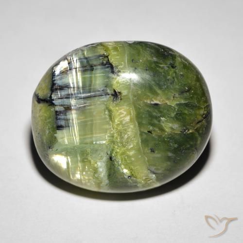 18.85ct Natürlicher gelblich-grün Katzenaugenopal, Oval, Lichtundurchlässig
