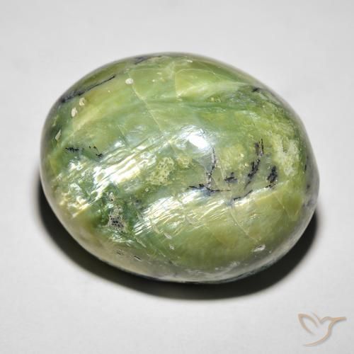 27.05ct Natürlicher gelblich-grün Katzenaugenopal, Oval, Lichtundurchlässig