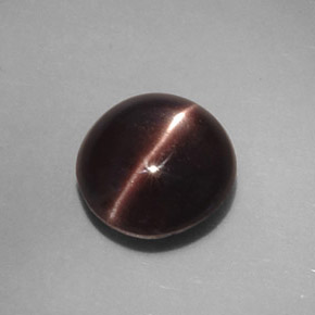 3,46 ctw natürlicher brauner Cat's Eye Scapolite, Oval Schliff, Lichtundurchlässig