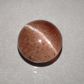 1,96 ctw natürlicher brauner Cat's Eye Scapolite, Transparent, Transparent / Lichtdurchlässig