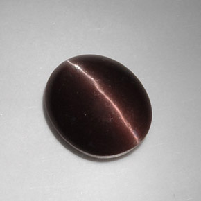 5,88 ctw natürlicher brauner Cat's Eye Scapolite, Oval Schliff, Lichtdurchlässig