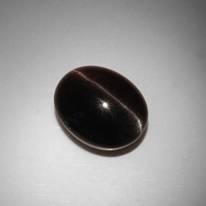 11,50 ctw natürlicher brauner Cat's Eye Scapolite, Oval Schliff, Lichtdurchlässig
