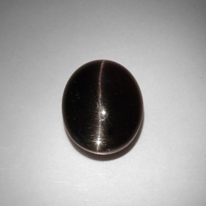 11,50 ctw natürlicher brauner Cat's Eye Scapolite, Oval Schliff, Lichtdurchlässig