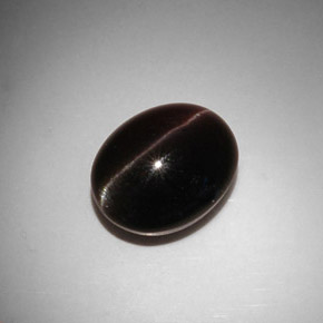 11,50 ctw natürlicher brauner Cat's Eye Scapolite, Oval Schliff, Lichtdurchlässig