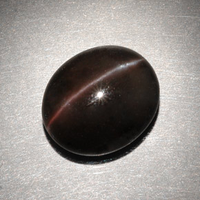 6,82 ctw natürlicher brauner Cat's Eye Scapolite, Oval Schliff, Lichtdurchlässig